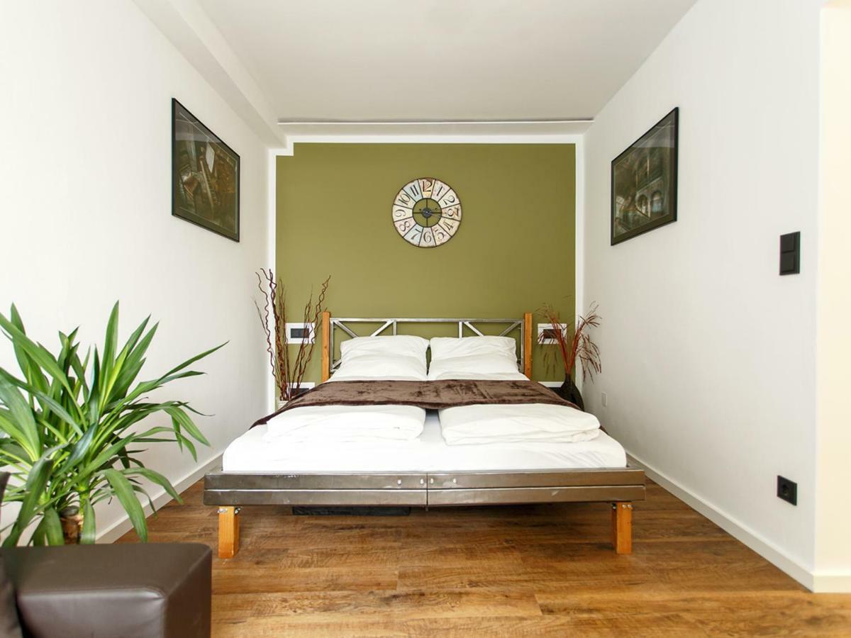 Ferienwohnung Tiergarten Berlino Esterno foto